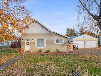 10203 S Mcalister Rd, La Grande, OR 97850