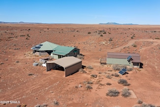 42 Red Dog Rd, Winslow, AZ 86047