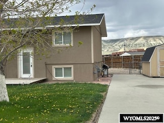 3501b Cleveland Dr, Rock Springs, WY 82901