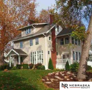 419 N 9th St, Plattsmouth, NE 68048