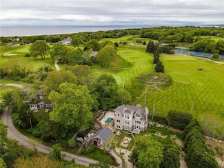 17 E Hills Rd, Westerly, RI 02891