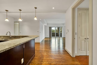 4 Cherokee Blvd, Chattanooga, TN 37405
