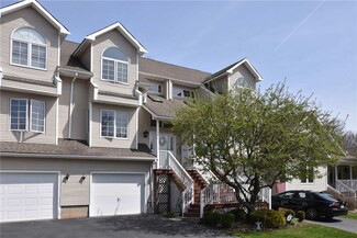 205 River Farms Dr, West Warwick, RI 02893