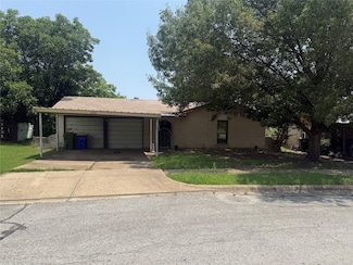 6148 Estill Dr, Watauga, TX 76148