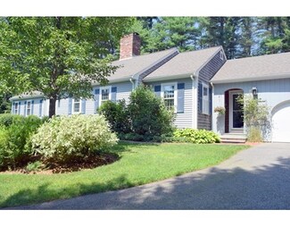 16 Brook St, Plympton, MA 02367