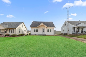 2916 Brosmer St, Jasper, IN 47546