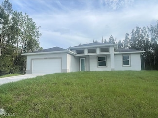 2502 E 14th St, Lehigh Acres, FL 33972