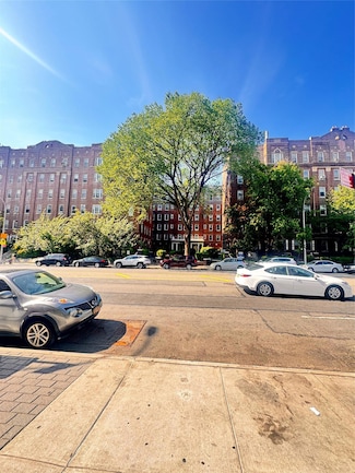 141-25 Northern Blvd Unit C17, Flushing, NY 11354