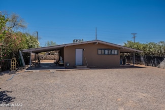 2220 E 35th St, Tucson, AZ 85713