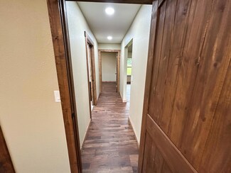19040 Norway Rd, Neosho, MO 64850