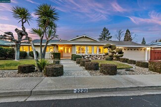 2220 Loch Ln, Walnut Creek, CA 94598