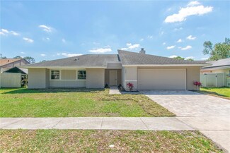 323 Shadow Oak Dr, Casselberry, FL 32707