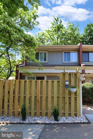 1347 Northgate Square, Reston, VA 20190