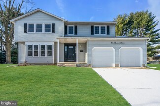 115 Berkshire Dr, Mount Laurel, NJ 08054