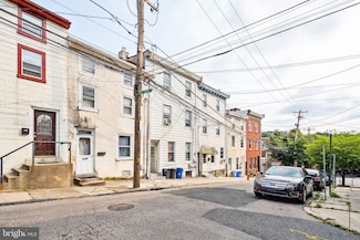 129 Gay St Unit 3, Philadelphia, PA 19127