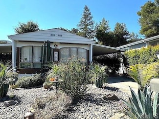 8975 Lawrence Welk Dr Unit 33, Escondido, CA 92026