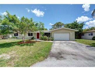 4036 SW 5th St, Plantation, FL 33317
