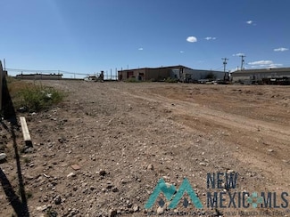 E of 319 Kircher St, Carlsbad, NM 88220