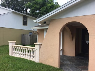 12510 Queensland Ln, Tampa, FL 33625