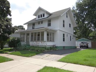 522 Wilder St, Aurora, IL 60506