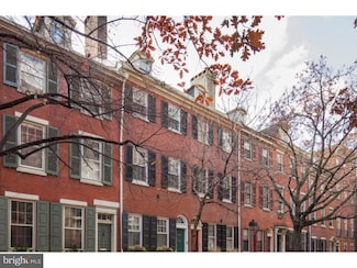 526 Spruce St Unit 2R, Philadelphia, PA 19106