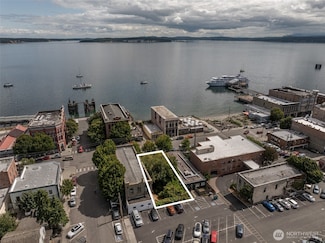 7 XXX Water St, Port Townsend, WA 98368