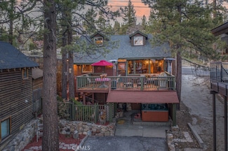 39389 N Shore Dr, Fawnskin, CA 92333
