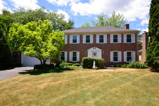 2640 Quail Ln, Northbrook, IL 60062