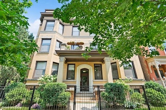 3645 N Wilton Ave, Chicago, IL 60613