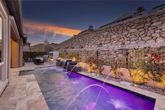 33 Desert Juniper Ln, Henderson, NV 89011