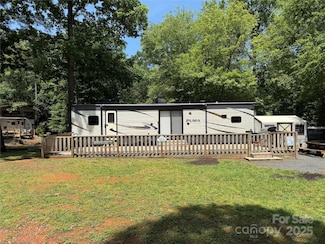 155 Indian Harbor Trail Unit E243, Mount Gilead, NC 27306