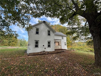 210-16 Goodfellow Rd, Fulton, NY 13069