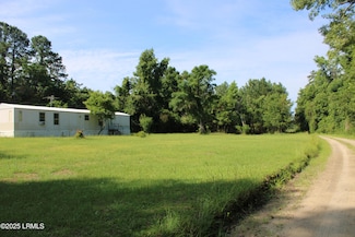 813 Doctor Young Rd, Hampton, SC 29924