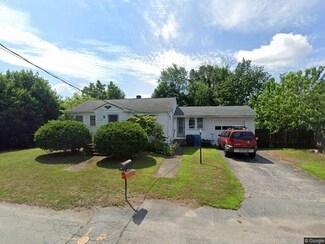 24 Hamilton St, Cumberland, RI 02864
