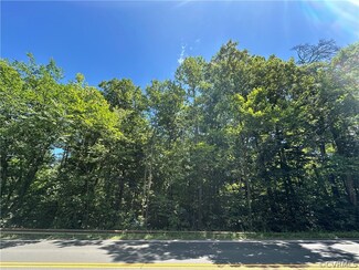 5002 Gum Spring Rd, Manassas, VA 20109