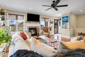 52 Tower Hill Dr, Red Bank, NJ 07701