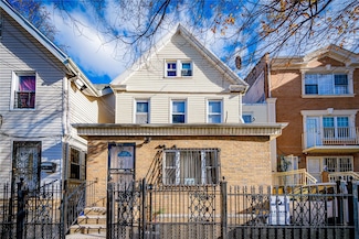 34-15 102nd St, Flushing, NY 11368
