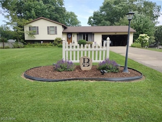 4347 Flesher Dr, Norton, OH 44203