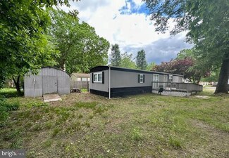 28 Dogwood Ln, Elmer, NJ 08318
