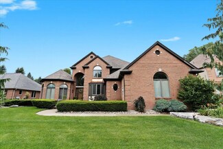 14165 Buckeye Dr, Shelby Township, MI 48315