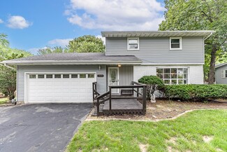 7650 W 85th Ave, Crown Point, IN 46307