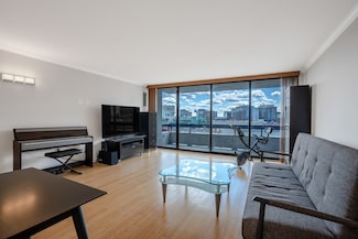 566 Commonwealth Ave Unit 906, Boston, MA 02215
