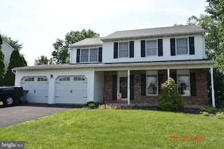 105 Gentry Dr, Perkasie, PA 18944