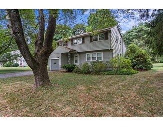 8 Brooks Rd, Wayland, MA 01778