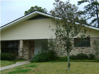 109 Oakwood Dr, Franklin, LA 70538