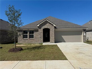 2233 Savannah View Dr, Lake Charles, LA 70607
