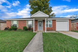 5809 6th St, Violet, LA 70092
