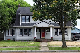 459 W Water St, Elmira, NY 14905