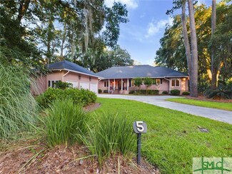 5 Cuthbert Ln, Savannah, GA 31411