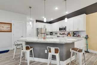 2601 Austin Dr, Granbury, TX 76048